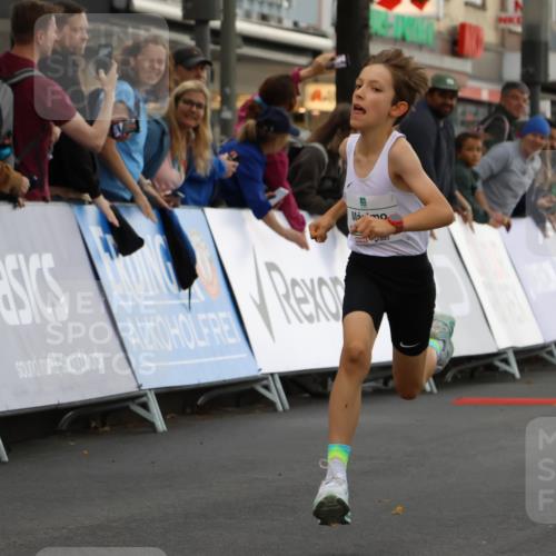 21.09.2025 - PSD Bank Halbmarathon Strokosch-Dieckow http://msf.ph/oto/8940364 21.09.2025 10:25:19 Ziel 310, 359, 378 meine-sportfotos.de
