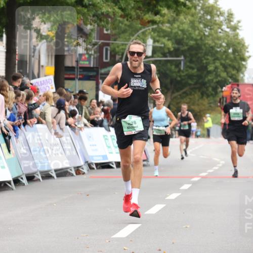 21.09.2025 - PSD Bank Halbmarathon Strokosch-Dieckow http://msf.ph/oto/8940379 21.09.2025 11:34:26 Ziel 1313, 1628 meine-sportfotos.de