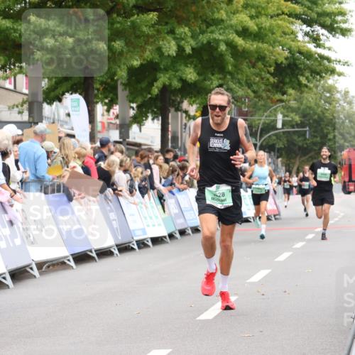 21.09.2025 - PSD Bank Halbmarathon Strokosch-Dieckow http://msf.ph/oto/8940381 21.09.2025 11:34:28 Ziel 1628 meine-sportfotos.de