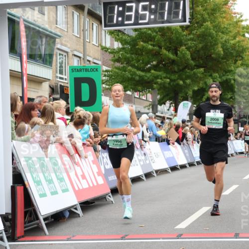 21.09.2025 - PSD Bank Halbmarathon Strokosch-Dieckow http://msf.ph/oto/8940394 21.09.2025 11:34:34 Ziel 1628, 1996, 2008 meine-sportfotos.de