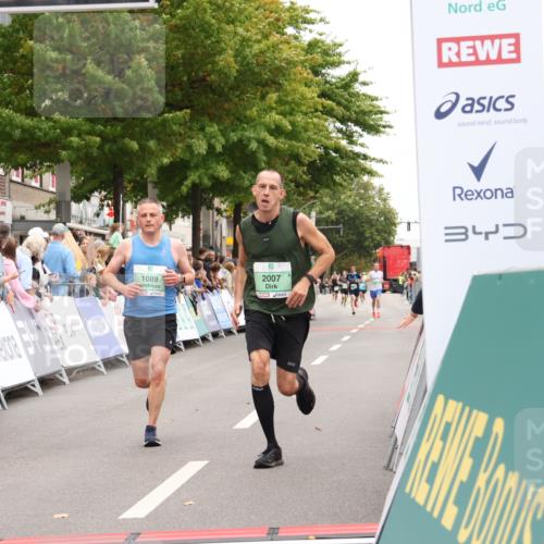 21.09.2025 - PSD Bank Halbmarathon Strokosch-Dieckow http://msf.ph/oto/8940432 21.09.2025 11:35:03 Ziel 1089, 2007 meine-sportfotos.de