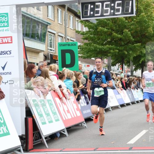 21.09.2025 - PSD Bank Halbmarathon Strokosch-Dieckow http://msf.ph/oto/8940466 21.09.2025 11:35:15 Ziel 1578, 2035, 2094 meine-sportfotos.de