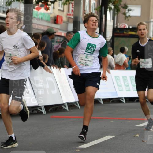 21.09.2025 - PSD Bank Halbmarathon Strokosch-Dieckow http://msf.ph/oto/8940469 21.09.2025 10:25:49 Ziel 115, 118, 232, 248, 349, 444 meine-sportfotos.de