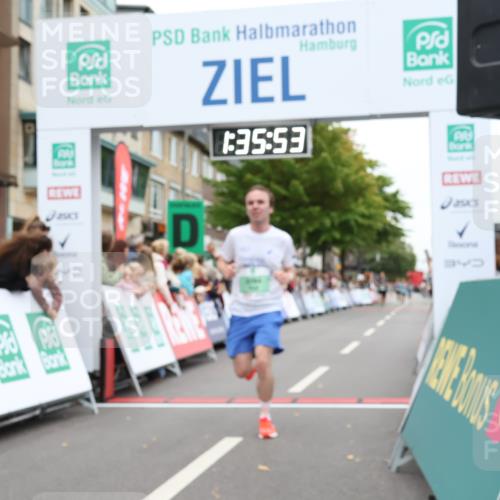 21.09.2025 - PSD Bank Halbmarathon Strokosch-Dieckow http://msf.ph/oto/8940474 21.09.2025 11:35:17 Ziel 1578, 2035, 2094 meine-sportfotos.de