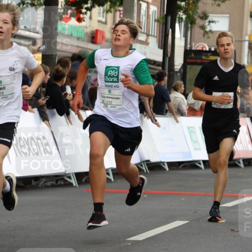 21.09.2025 - PSD Bank Halbmarathon Strokosch-Dieckow http://msf.ph/oto/8940478 21.09.2025 10:25:49 Ziel 115, 118, 232, 248, 349, 444 meine-sportfotos.de