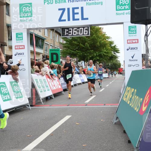 21.09.2025 - PSD Bank Halbmarathon Strokosch-Dieckow http://msf.ph/oto/8940493 21.09.2025 11:35:30 Ziel 1184, 1454, 1980, 1988, 2034 meine-sportfotos.de