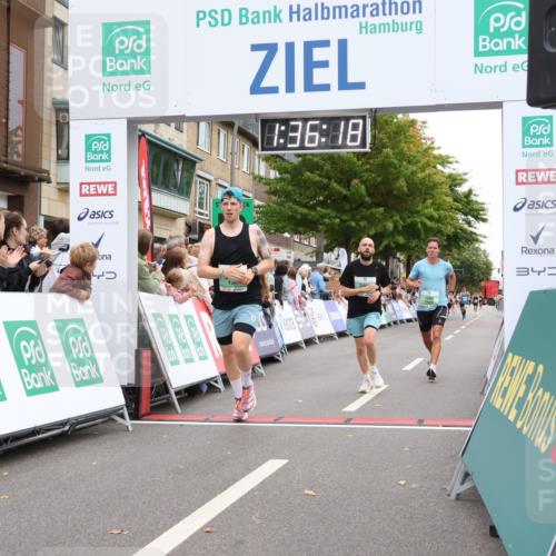 21.09.2025 - PSD Bank Halbmarathon Strokosch-Dieckow http://msf.ph/oto/8940523 21.09.2025 11:35:41 Ziel 1184, 1705, 2000, 2050 meine-sportfotos.de