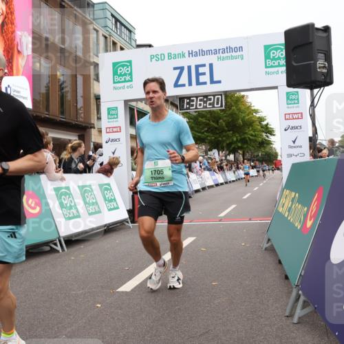 21.09.2025 - PSD Bank Halbmarathon Strokosch-Dieckow http://msf.ph/oto/8940532 21.09.2025 11:35:43 Ziel 1705, 2000, 2050 meine-sportfotos.de