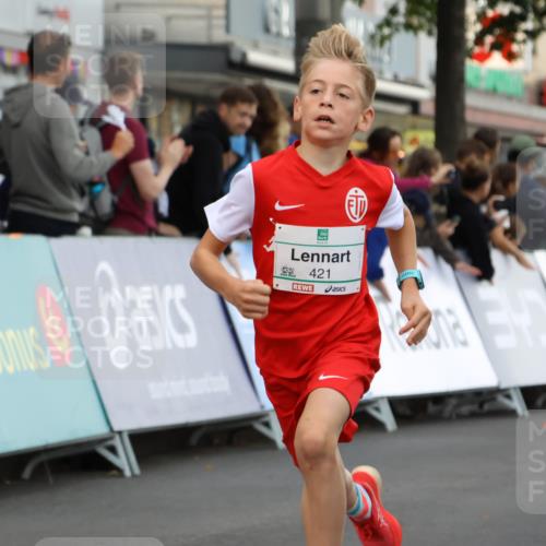 21.09.2025 - PSD Bank Halbmarathon Strokosch-Dieckow http://msf.ph/oto/8940610 21.09.2025 10:26:02 Ziel 106, 112, 115, 162, 302, 421, 444, 450 meine-sportfotos.de