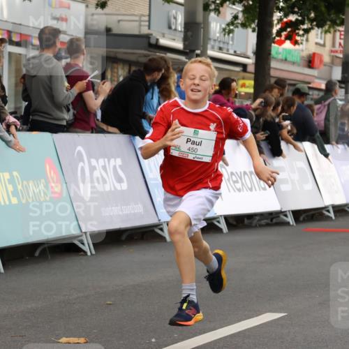 21.09.2025 - PSD Bank Halbmarathon Strokosch-Dieckow http://msf.ph/oto/8940626 21.09.2025 10:26:03 Ziel 106, 112, 115, 162, 226, 302, 421, 444, 450 meine-sportfotos.de
