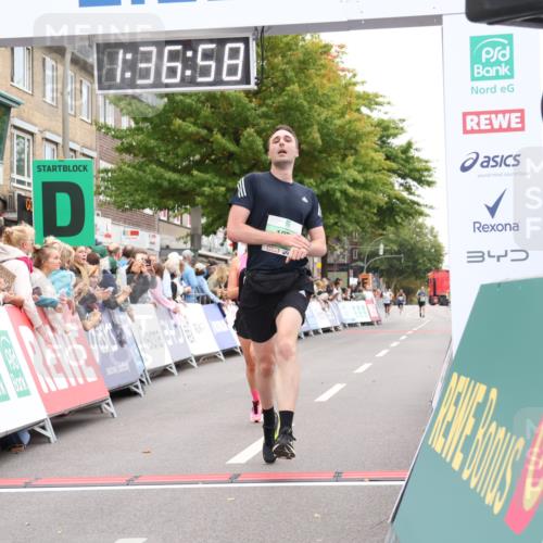 21.09.2025 - PSD Bank Halbmarathon Strokosch-Dieckow http://msf.ph/oto/8940637 21.09.2025 11:36:21 Ziel 1044, 1060, 1977, 2023, 2048, 2128 meine-sportfotos.de