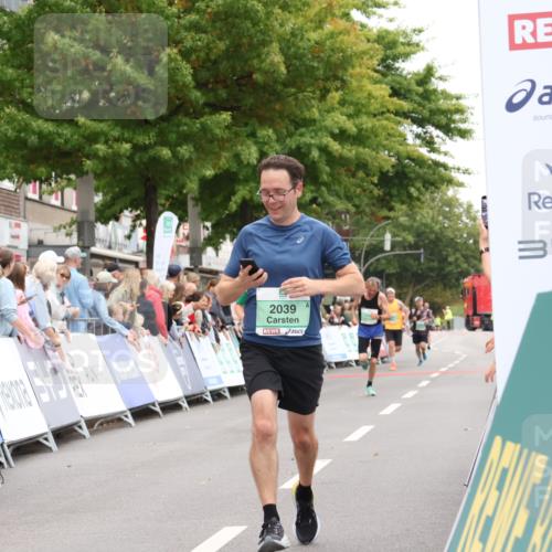 21.09.2025 - PSD Bank Halbmarathon Strokosch-Dieckow http://msf.ph/oto/8940654 21.09.2025 11:36:37 Ziel 1563, 2039 meine-sportfotos.de