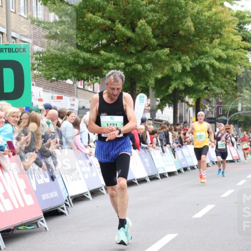 21.09.2025 - PSD Bank Halbmarathon Strokosch-Dieckow http://msf.ph/oto/8940669 21.09.2025 11:36:42 Ziel 1421, 1563, 1910, 2039 meine-sportfotos.de