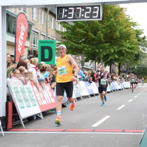 21.09.2025 - PSD Bank Halbmarathon Strokosch-Dieckow http://msf.ph/oto/8940680 21.09.2025 11:36:46 Ziel 1421, 1563, 1910, 2398 meine-sportfotos.de