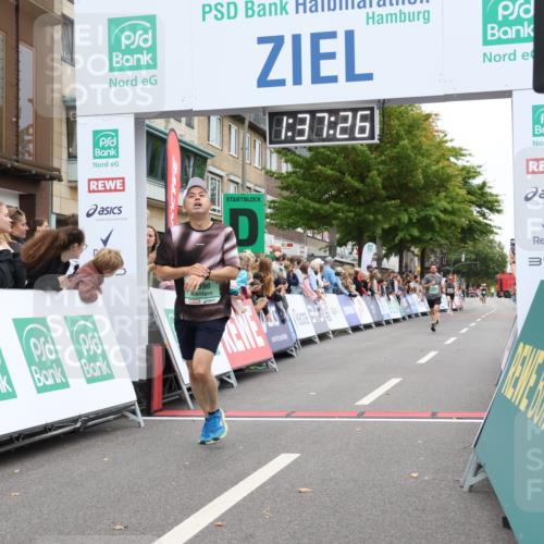 21.09.2025 - PSD Bank Halbmarathon Strokosch-Dieckow http://msf.ph/oto/8940688 21.09.2025 11:36:49 Ziel 1421, 1563, 1646, 1910, 2398 meine-sportfotos.de