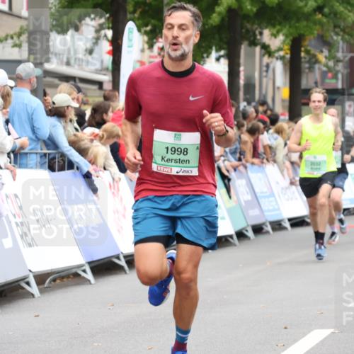 21.09.2025 - PSD Bank Halbmarathon Strokosch-Dieckow http://msf.ph/oto/8940734 21.09.2025 11:37:22 Ziel 1085, 1998, 2036 meine-sportfotos.de