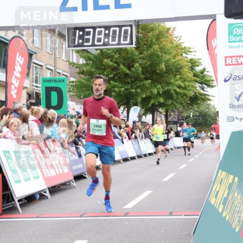 21.09.2025 - PSD Bank Halbmarathon Strokosch-Dieckow http://msf.ph/oto/8940738 21.09.2025 11:37:23 Ziel 1085, 1998, 2032, 2036 meine-sportfotos.de