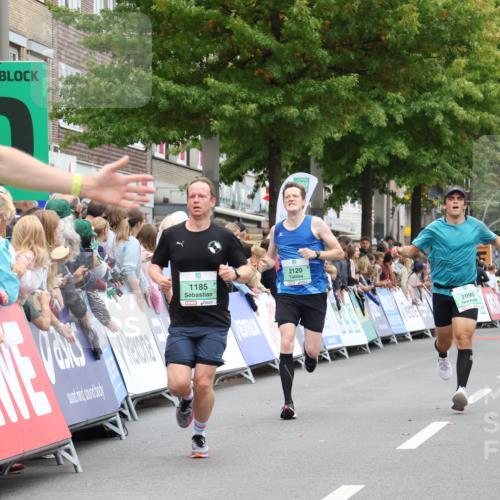 21.09.2025 - PSD Bank Halbmarathon Strokosch-Dieckow http://msf.ph/oto/8940748 21.09.2025 11:37:27 Ziel 1185, 1998, 2032, 2095, 2120 meine-sportfotos.de