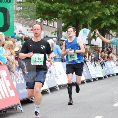 21.09.2025 - PSD Bank Halbmarathon Strokosch-Dieckow http://msf.ph/oto/8940750 21.09.2025 11:37:28 Ziel 1185, 1998, 2032, 2095, 2120 meine-sportfotos.de