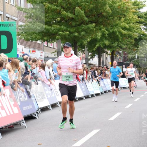 21.09.2025 - PSD Bank Halbmarathon Strokosch-Dieckow http://msf.ph/oto/8940791 21.09.2025 11:37:50 Ziel 2017, 2115, 3999 meine-sportfotos.de