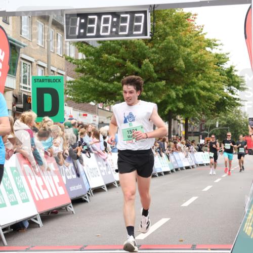 21.09.2025 - PSD Bank Halbmarathon Strokosch-Dieckow http://msf.ph/oto/8940803 21.09.2025 11:37:56 Ziel 1591, 1651, 2115 meine-sportfotos.de