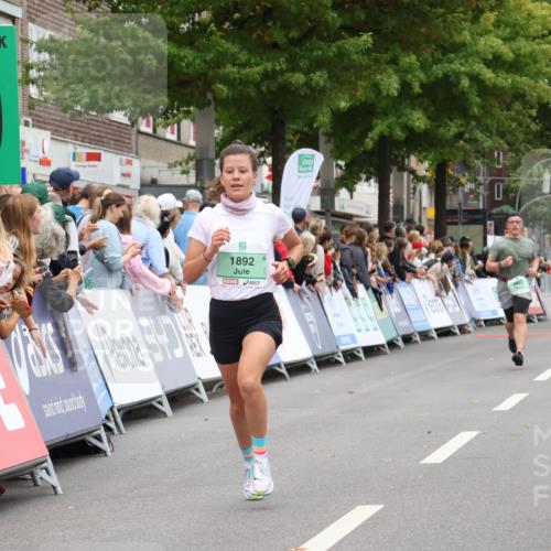 21.09.2025 - PSD Bank Halbmarathon Strokosch-Dieckow http://msf.ph/oto/8940833 21.09.2025 11:38:17 Ziel 1374, 1892, 1904 meine-sportfotos.de