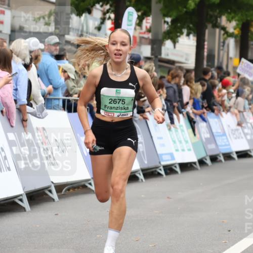 21.09.2025 - PSD Bank Halbmarathon Strokosch-Dieckow http://msf.ph/oto/8940847 21.09.2025 11:38:25 Ziel 1892, 1904, 2675 meine-sportfotos.de