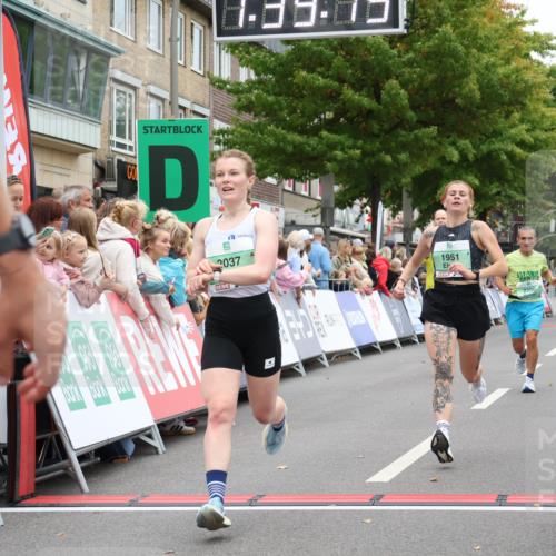 21.09.2025 - PSD Bank Halbmarathon Strokosch-Dieckow http://msf.ph/oto/8940881 21.09.2025 11:38:39 Ziel 1951, 1984, 2037, 2073, 2077, 2099, 2200 meine-sportfotos.de