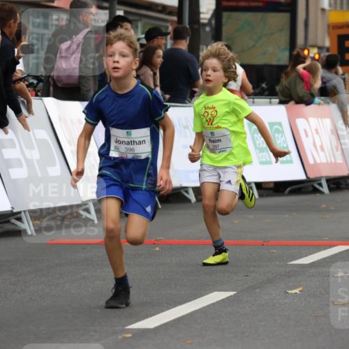 21.09.2025 - PSD Bank Halbmarathon Strokosch-Dieckow http://msf.ph/oto/8940903 21.09.2025 10:26:40 Ziel 111, 143, 152, 297, 347, 348, 379, 396 meine-sportfotos.de