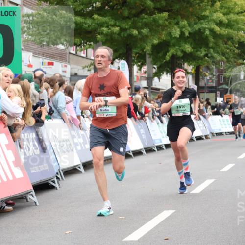 21.09.2025 - PSD Bank Halbmarathon Strokosch-Dieckow http://msf.ph/oto/8940916 21.09.2025 11:38:58 Ziel 1414, 1816, 1859, 2355, 3917 meine-sportfotos.de