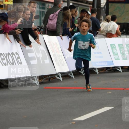 21.09.2025 - PSD Bank Halbmarathon Strokosch-Dieckow http://msf.ph/oto/8940946 21.09.2025 10:26:45 Ziel 111, 143, 152, 210, 283, 297, 360, 379, 396 meine-sportfotos.de