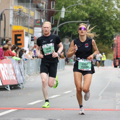 21.09.2025 - PSD Bank Halbmarathon Strokosch-Dieckow http://msf.ph/oto/8940963 21.09.2025 11:23:07 Ziel 1237, 1455, 1840 meine-sportfotos.de