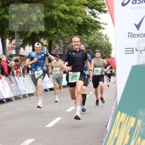 21.09.2025 - PSD Bank Halbmarathon Strokosch-Dieckow http://msf.ph/oto/8940966 21.09.2025 11:39:17 Ziel 2038, 2062, 2064, 2080, 2137, 2175 meine-sportfotos.de