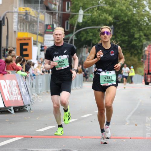 21.09.2025 - PSD Bank Halbmarathon Strokosch-Dieckow http://msf.ph/oto/8940967 21.09.2025 11:23:07 Ziel 1237, 1455, 1840 meine-sportfotos.de
