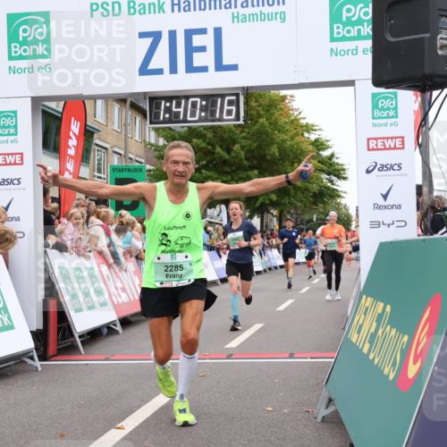 21.09.2025 - PSD Bank Halbmarathon Strokosch-Dieckow http://msf.ph/oto/8941032 21.09.2025 11:39:39 Ziel 1110, 1416, 1483, 1517, 1784, 2285, 2333, 2336, 4055 meine-sportfotos.de