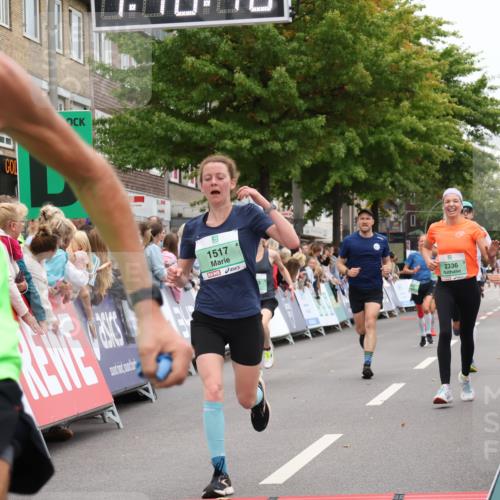 21.09.2025 - PSD Bank Halbmarathon Strokosch-Dieckow http://msf.ph/oto/8941034 21.09.2025 11:39:40 Ziel 1110, 1483, 1517, 1784, 2285, 2333, 2336, 4055 meine-sportfotos.de