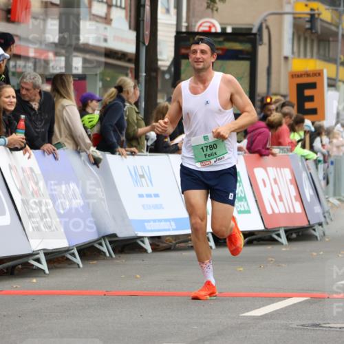 21.09.2025 - PSD Bank Halbmarathon Strokosch-Dieckow http://msf.ph/oto/8941038 21.09.2025 11:23:37 Ziel 1780 meine-sportfotos.de