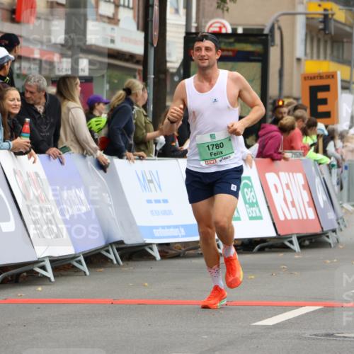 21.09.2025 - PSD Bank Halbmarathon Strokosch-Dieckow http://msf.ph/oto/8941042 21.09.2025 11:23:38 Ziel 1780 meine-sportfotos.de