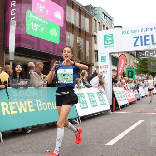 21.09.2025 - PSD Bank Halbmarathon Strokosch-Dieckow http://msf.ph/oto/8941059 21.09.2025 11:39:48 Ziel 1469, 1483, 1517, 1784, 1960, 1970, 2059, 2069, 2333, 2336, 2579, 2897, 3909 meine-sportfotos.de
