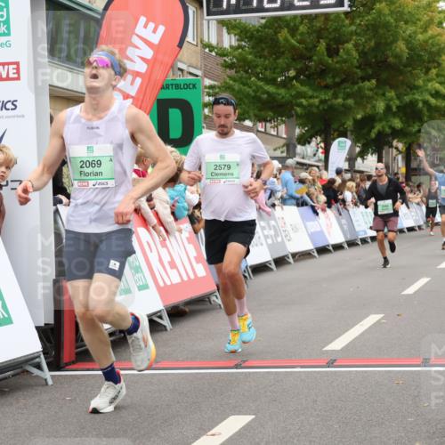 21.09.2025 - PSD Bank Halbmarathon Strokosch-Dieckow http://msf.ph/oto/8941073 21.09.2025 11:39:52 Ziel 1469, 1960, 1970, 2059, 2069, 2084, 2085, 2579, 2897, 3909 meine-sportfotos.de