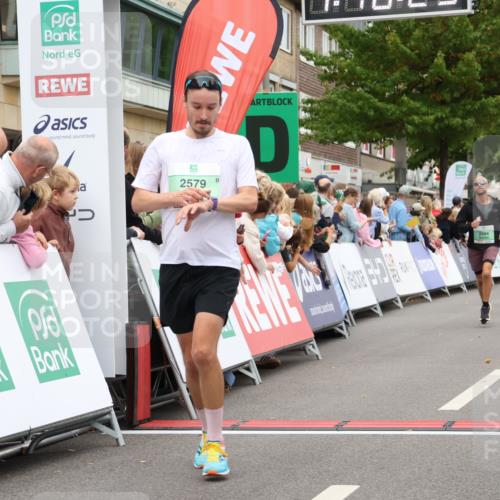 21.09.2025 - PSD Bank Halbmarathon Strokosch-Dieckow http://msf.ph/oto/8941077 21.09.2025 11:39:53 Ziel 1469, 1960, 1970, 2059, 2069, 2084, 2085, 2579, 2897, 3909 meine-sportfotos.de