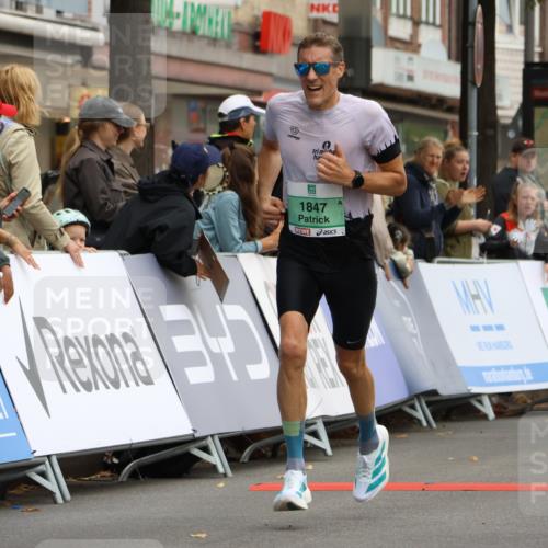 21.09.2025 - PSD Bank Halbmarathon Strokosch-Dieckow http://msf.ph/oto/8941105 21.09.2025 11:24:13 Ziel 1088, 1667, 1847 meine-sportfotos.de