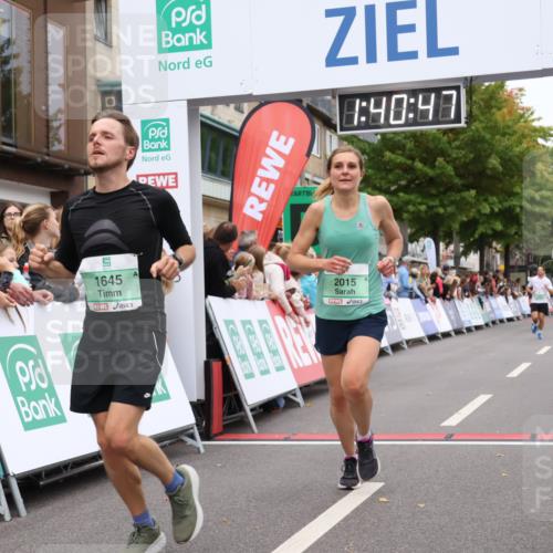 21.09.2025 - PSD Bank Halbmarathon Strokosch-Dieckow http://msf.ph/oto/8941127 21.09.2025 11:40:11 Ziel 1645, 2015, 2442 meine-sportfotos.de
