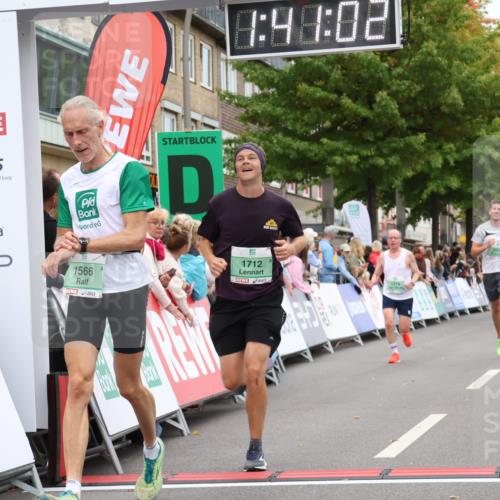 21.09.2025 - PSD Bank Halbmarathon Strokosch-Dieckow http://msf.ph/oto/8941159 21.09.2025 11:40:25 Ziel 1566, 1712, 1779, 1932, 2021, 2063 meine-sportfotos.de