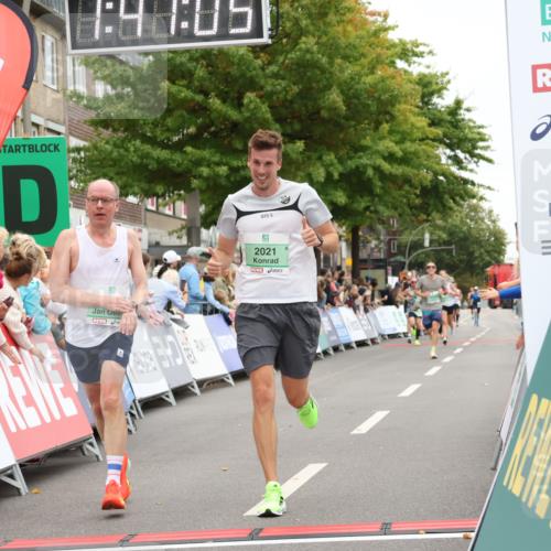 21.09.2025 - PSD Bank Halbmarathon Strokosch-Dieckow http://msf.ph/oto/8941171 21.09.2025 11:40:28 Ziel 1566, 1712, 1779, 2021 meine-sportfotos.de