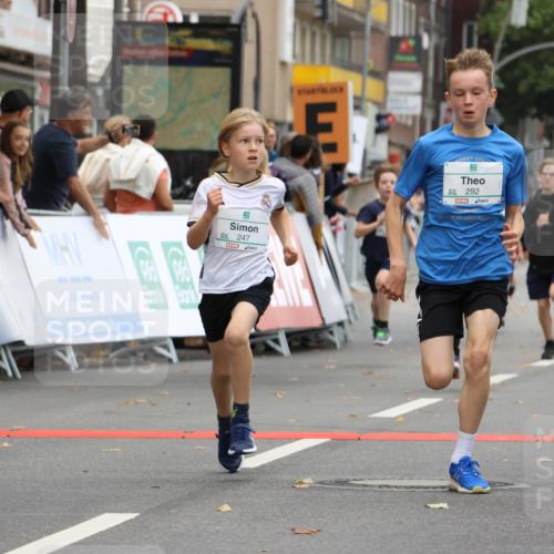 21.09.2025 - PSD Bank Halbmarathon Strokosch-Dieckow http://msf.ph/oto/8941195 21.09.2025 10:27:24 Ziel 101, 128, 242, 247, 249, 292, 298, 329, 330, 341, 391, 398 meine-sportfotos.de