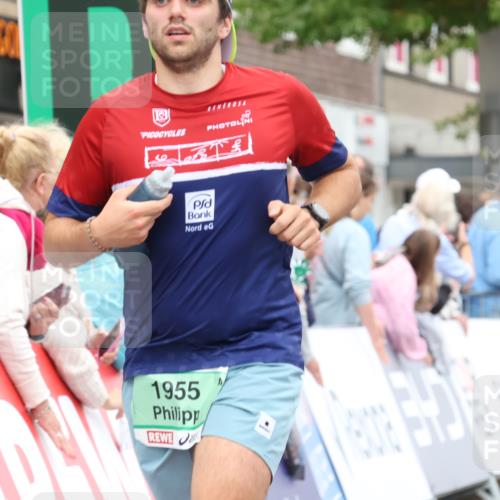 21.09.2025 - PSD Bank Halbmarathon Strokosch-Dieckow http://msf.ph/oto/8941207 21.09.2025 11:40:42 Ziel 1191, 1318, 1767, 1955, 1992, 2212, 2269, 2542 meine-sportfotos.de