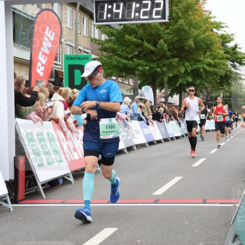 21.09.2025 - PSD Bank Halbmarathon Strokosch-Dieckow http://msf.ph/oto/8941220 21.09.2025 11:40:46 Ziel 1191, 1318, 1884, 1955, 1992, 2142, 2212, 2542 meine-sportfotos.de