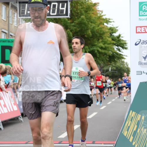 21.09.2025 - PSD Bank Halbmarathon Strokosch-Dieckow http://msf.ph/oto/8941338 21.09.2025 11:41:27 Ziel 1435, 1775, 1776, 1788, 2116, 2183, 3911, 4026 meine-sportfotos.de