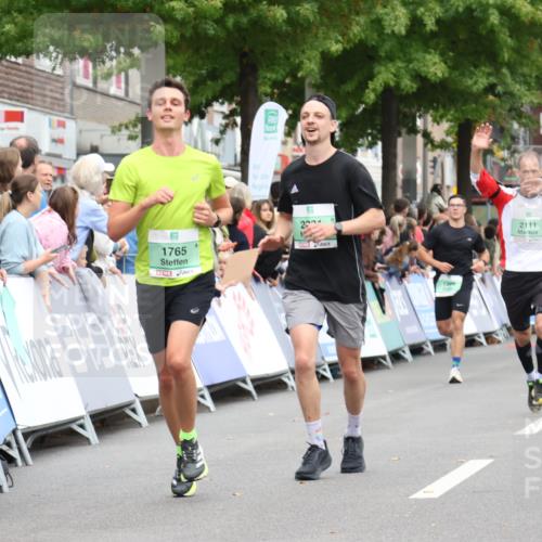 21.09.2025 - PSD Bank Halbmarathon Strokosch-Dieckow http://msf.ph/oto/8941371 21.09.2025 11:41:39 Ziel 1349, 1765, 1786, 1886, 2083, 2111, 2116, 2231, 2443 meine-sportfotos.de